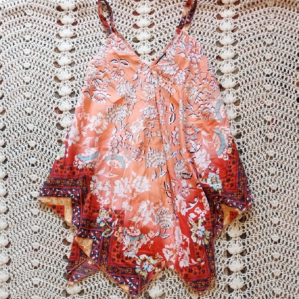 Unique Spectrum Vibrant Floral Top